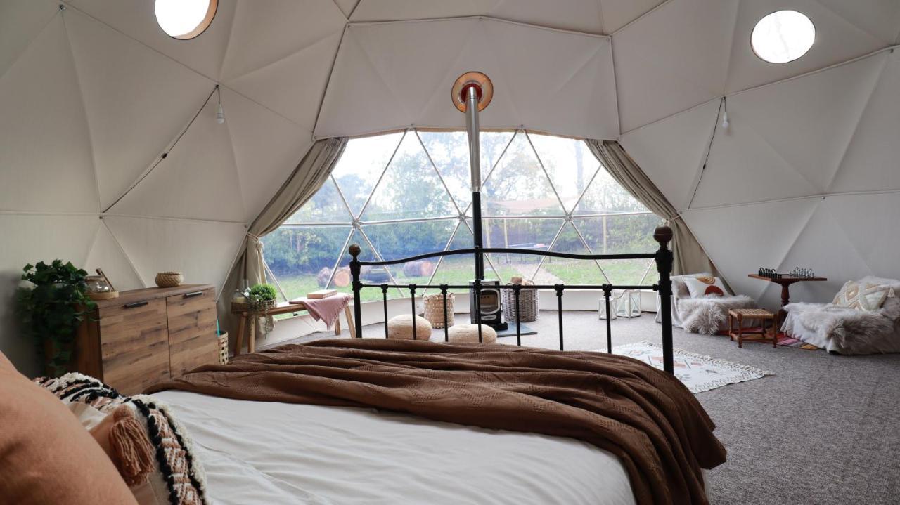 Luxury Dome With Private Wood-Fired Hot Tub Hotell Oxford Exteriör bild