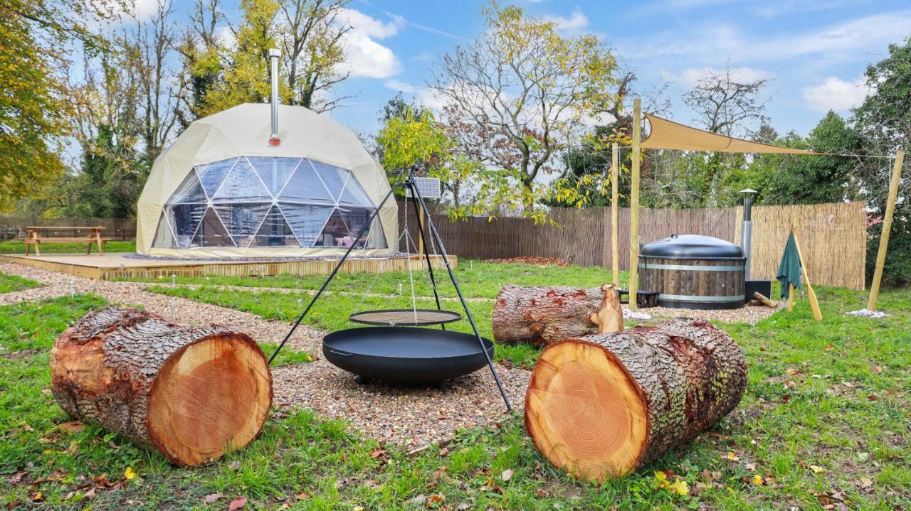 Luxury Dome With Private Wood-Fired Hot Tub Hotell Oxford Exteriör bild
