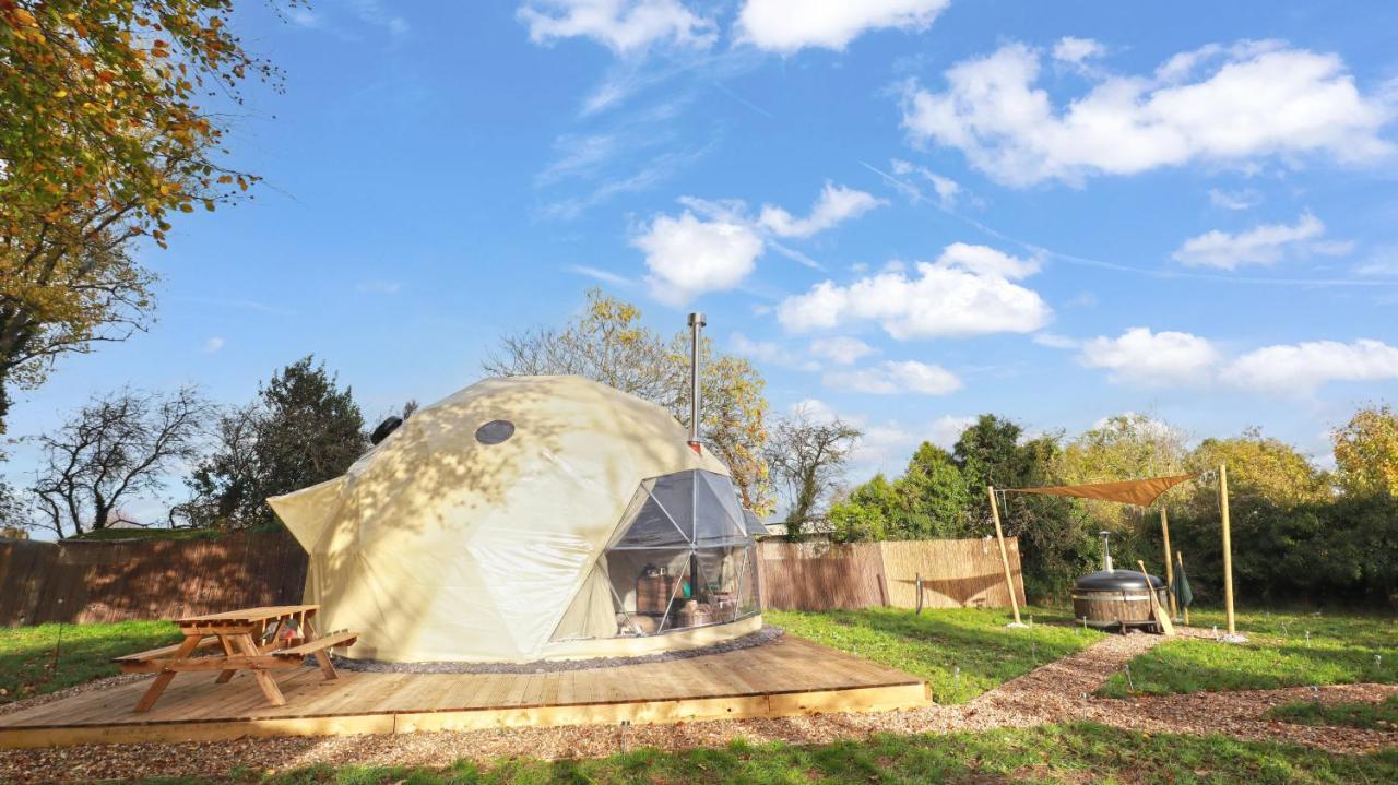 Luxury Dome With Private Wood-Fired Hot Tub Hotell Oxford Exteriör bild